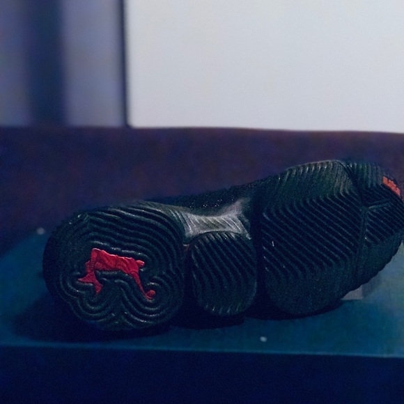 (Men) Fresh Bred LeBron 16